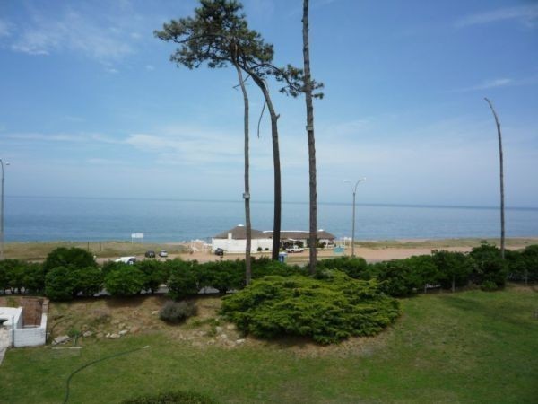 Importante casa en venta frente al mar, vistas increíbles a toda la Bahia.